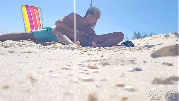 FUDENDO NA PRAIA E FODA-SE - SEXO REAL EM PRAIA RJ