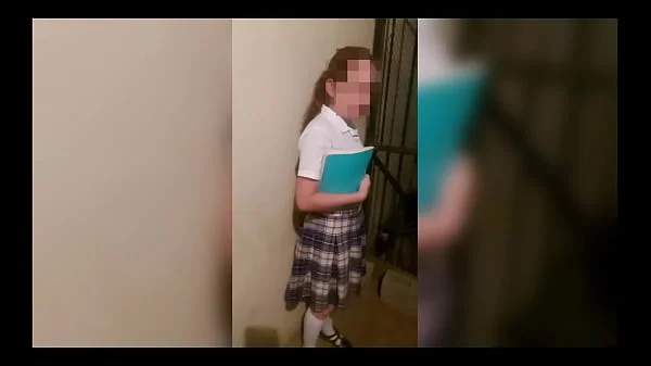 Hermosa Alumna Mexicana culea con su vecino por un regalo, Follando con jovencita estudiante mexicana de Sinaloa, real casero