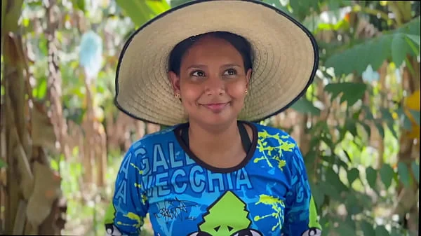 ENCUENTRO A CAMPESINA NOBLE Y LA PONGO A MAMAR A CAMBIO DE UN TELEFONO