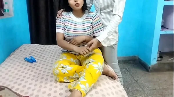 Cute girl sexy boobs इतनी सुंदर लड़की को देख के मुझ से रहा नहीं गया xxxsoniya