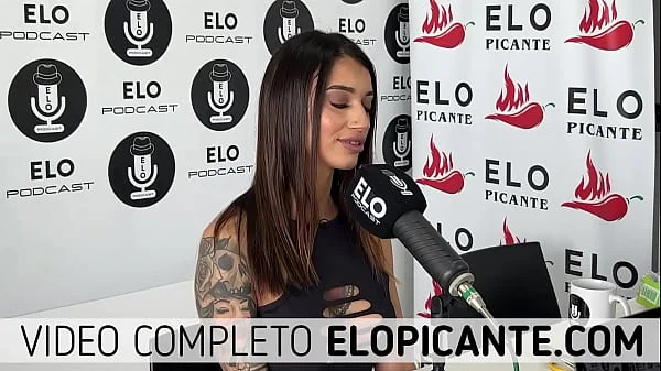 LILACK INTERCAMBIA LA TANGA CON ELO PODCAST EN EL CUARTO PICANTE