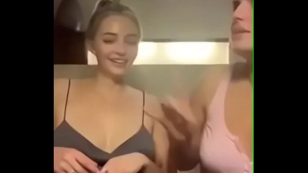 2 Girls Downblouse Periscope