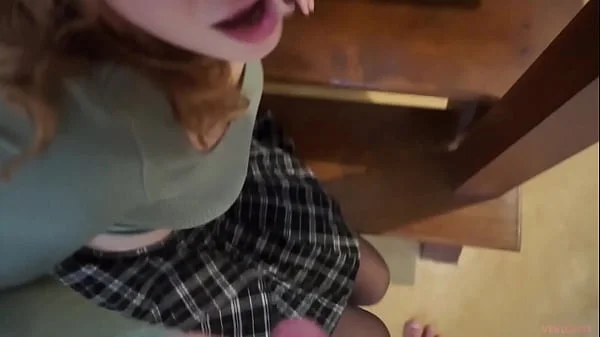 Stepsister got stuck in the stairs without panties