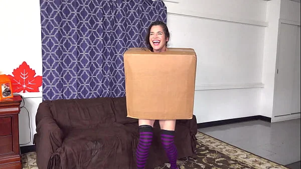 Oblivious Stepmom's Costume Creampie